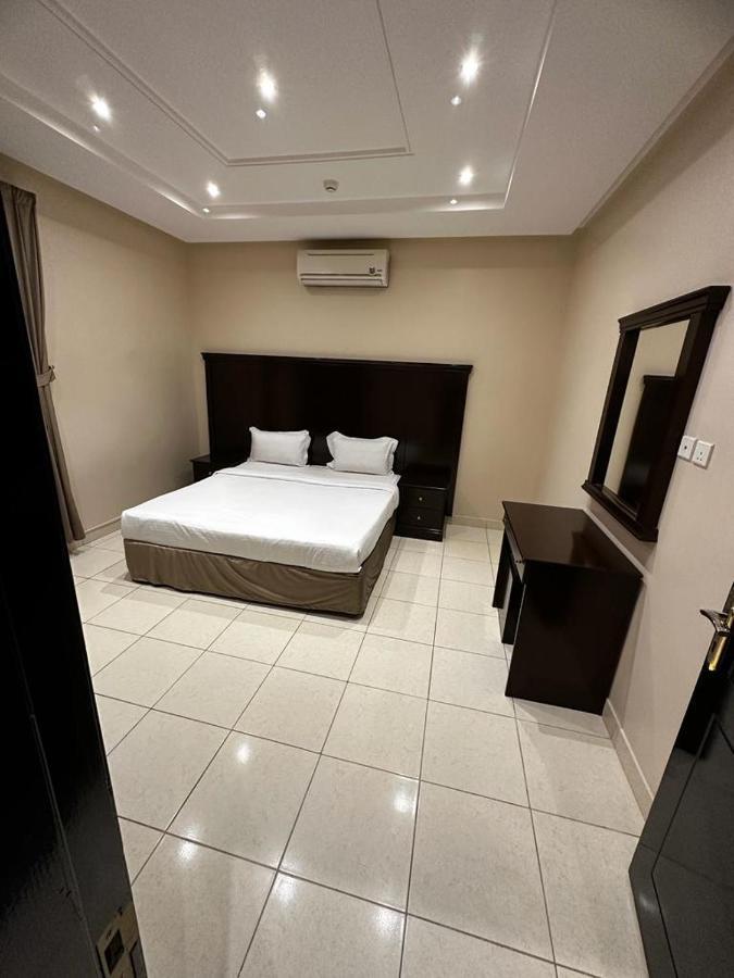 Riyadh Park Hotel Suites Exterior photo