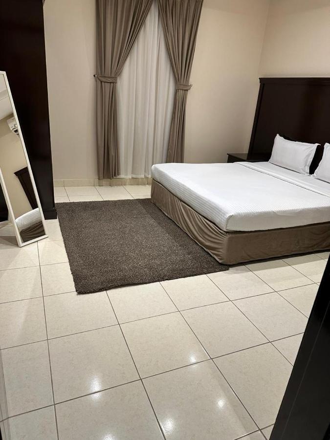 Riyadh Park Hotel Suites Exterior photo