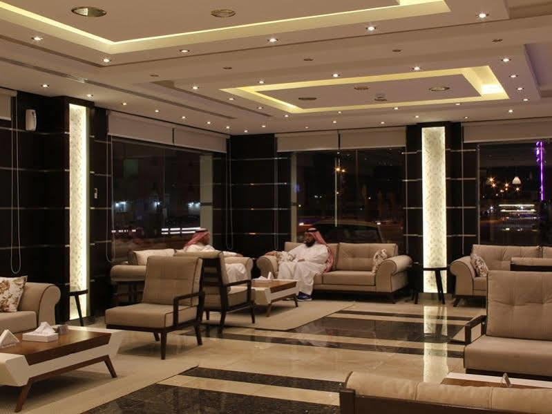 Riyadh Park Hotel Suites Exterior photo